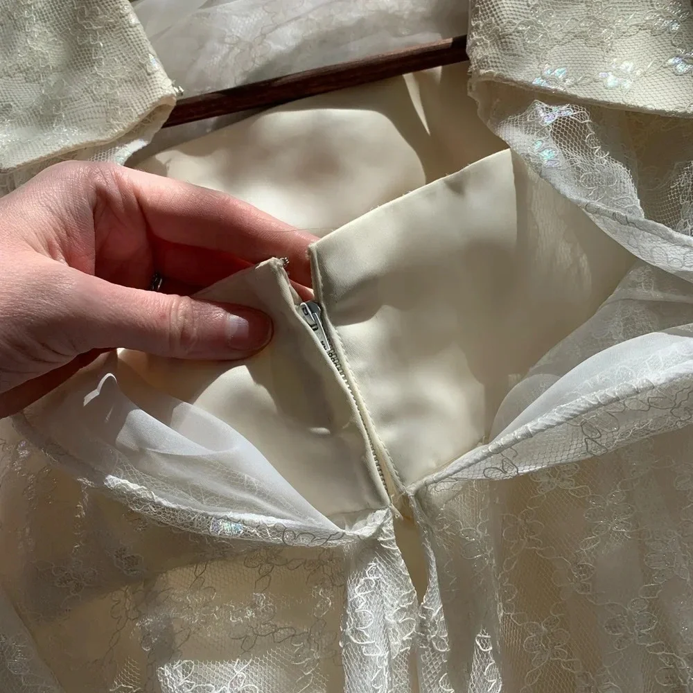 1960s handmade vogue pattern and wedding dress - Picture 14 of 15